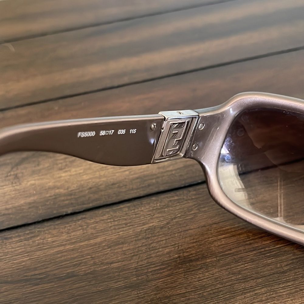 Fendi sunglasses - Picture 6 of 10